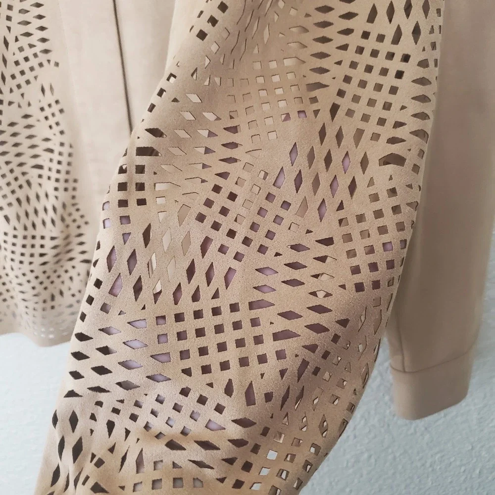 Chico's Faux Suede Draped Open Front Jacket Tan Beige Size 1 EUC Women's M-8‎